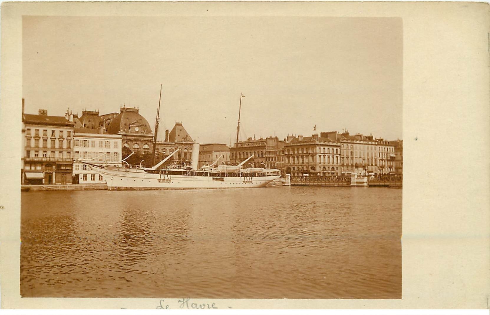 carte postale ancienne 76 ROUEN. Carte prototype pour carte postale. Yacht