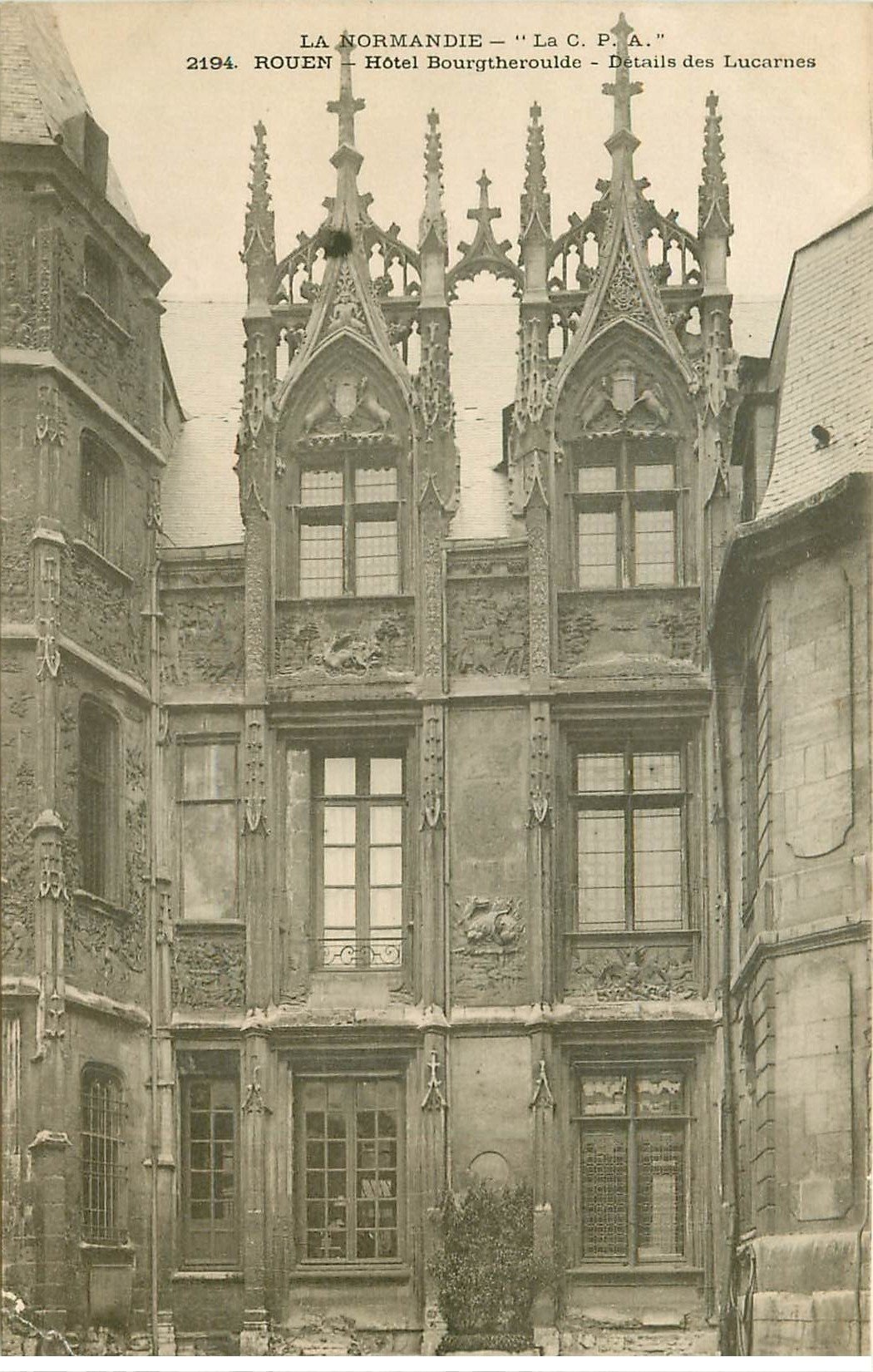 carte postale ancienne 76 ROUEN. Promotion : Hôtel Bourgthéroulde Lucarnes