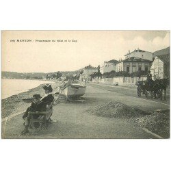 carte postale ancienne 06 MENTON. Promenade du Midi et le Cap. Fiacre en attente...