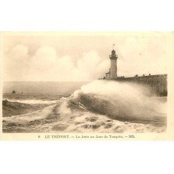 carte postale ancienne 76 LE TREPORT. Jetée Jour de Tempête