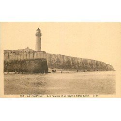 carte postale ancienne 76 LE TREPORT. Falaises et Phare