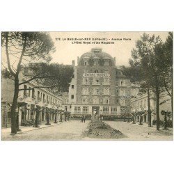 carte postale ancienne 44 LA BAULE. Hôtel Royal Avenue Pavie