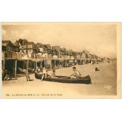 carte postale ancienne 44 LA BAULE. La Plage canoë 1936