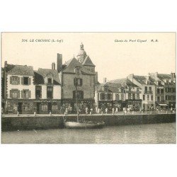 carte postale ancienne 44 LE CROISIC. Quais du Port Ciguet