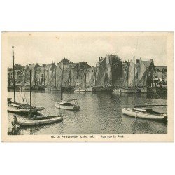 carte postale ancienne 44 LE POULIGUEN. Vue sur le Port avec Bateaux de pêche 1938