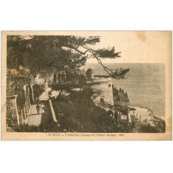 carte postale ancienne 06 NICE. Hôtel Suisse et Escalier Lesage 33 (trace graisse)...