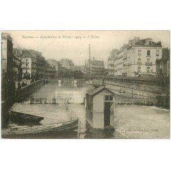 carte postale ancienne 44 NANTES. L'Ecluse Inondations de 1904