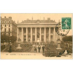 carte postale ancienne 44 NANTES. Place de la Bourse 1913