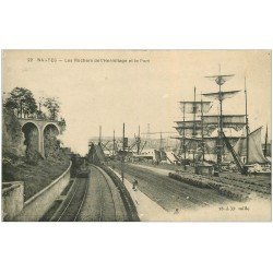 carte postale ancienne 44 NANTES. Train Rochers de l'Hermitage et Voilier au Port