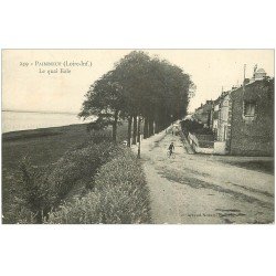 carte postale ancienne 44 PAIMBOEUF. Quai Eole 1909