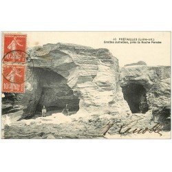 carte postale ancienne 44 PREFAILLES. Grottes Jumelles 1921