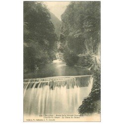 carte postale ancienne 38 ENTREE DU DESERT. Chute du Guiers Route Chartreuse