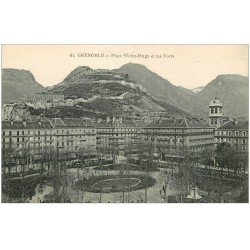 carte postale ancienne 38 GRENOBLE. Place Victor-Hugo et les Fort 61