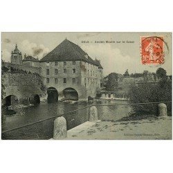 carte postale ancienne 39 DOLE. Moulin sur Canal 1910