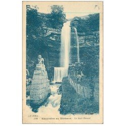 carte postale ancienne 39 HERISSON. Le Saut Girard avec Jardinier