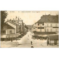 carte postale ancienne 39 LONS-LE-SAUNIER. Avenue Gambetta Hôtel du Jura et Octroi
