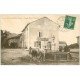 carte postale ancienne 39 SAINT-JULIEN-SUR-SURAN. Grande Place et Vaches à la Fontaine 1911 Café Lunel