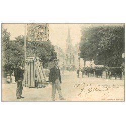 carte postale ancienne 73 AIX-LES-BAINS. Chaises à Porteurs 1903 Place des Thermes