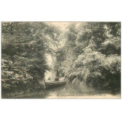 carte postale ancienne 73 AIX-LES-BAINS. Petit Bateau à vapeur Le Christophe Colomb sortie des Gorges du Sierroz 1910