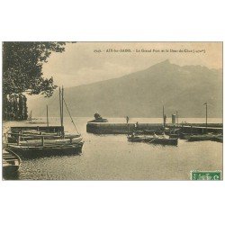carte postale ancienne 73 AIX-LES-BAINS. Rameurs au Grand Port et Dent du Chat 1912