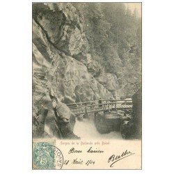 carte postale ancienne 73 BOZEL. Gorges de la Ballande 1904 personnages sur le Pont