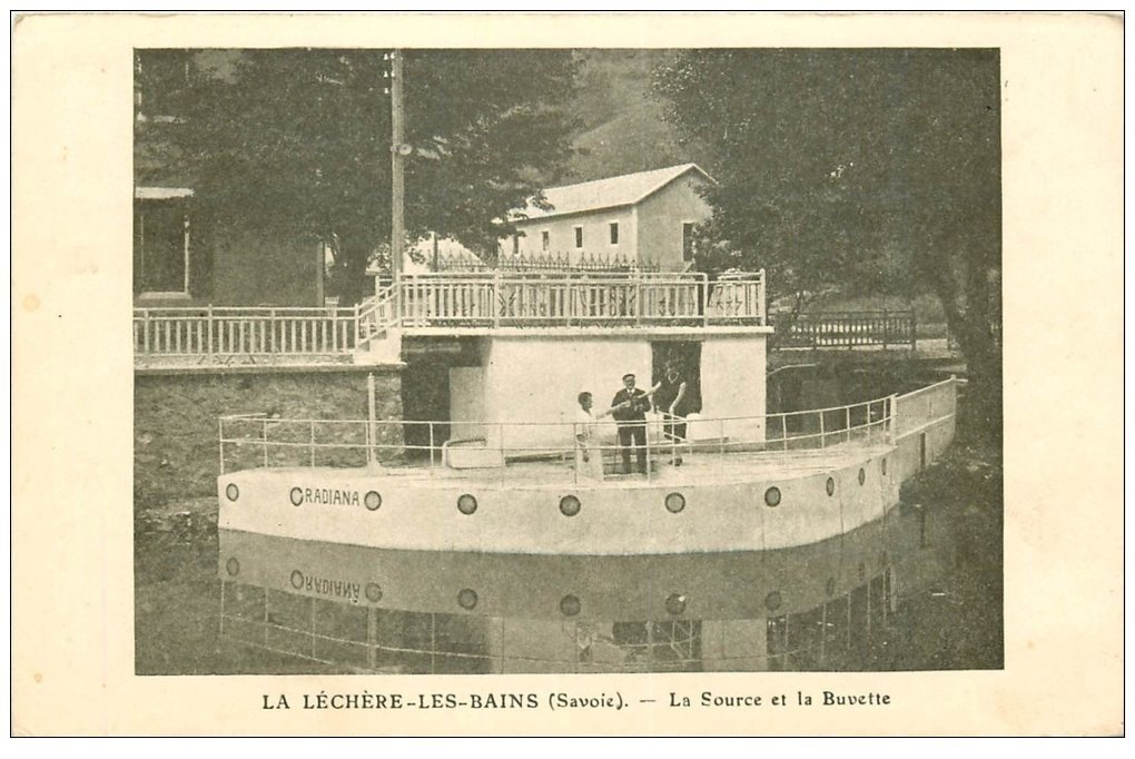 carte postale ancienne 73 LA LECHERE-LES-BAINS. Source et Buvette Radiana
