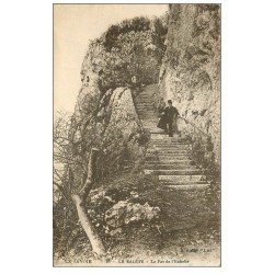 carte postale ancienne 73 LA SALEVE. Personnage sur le Pas de l'Echelle 1928