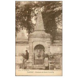 carte postale ancienne 56 CARNAC. Fontaine de Saint-Cornély