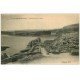 carte postale ancienne 56 LA ROCHE-BERNARD. Les Roches et la Vilaine avec Ouvriers 1921