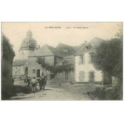 carte postale ancienne 56 LE FAOUËT. Le Vieux Quartier