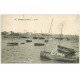 carte postale ancienne 56 QUIBERON. Barques et Pêcheurs au Port