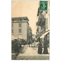 carte postale ancienne 40 DAX. Place Cathédrale Rue Saint-Vincent 1909. Magasin SINGER Machines à Coudre à gauche