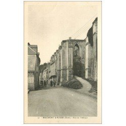 carte postale ancienne 27 BEAUMONT-LE-ROGER. Rue de l'Abbaye