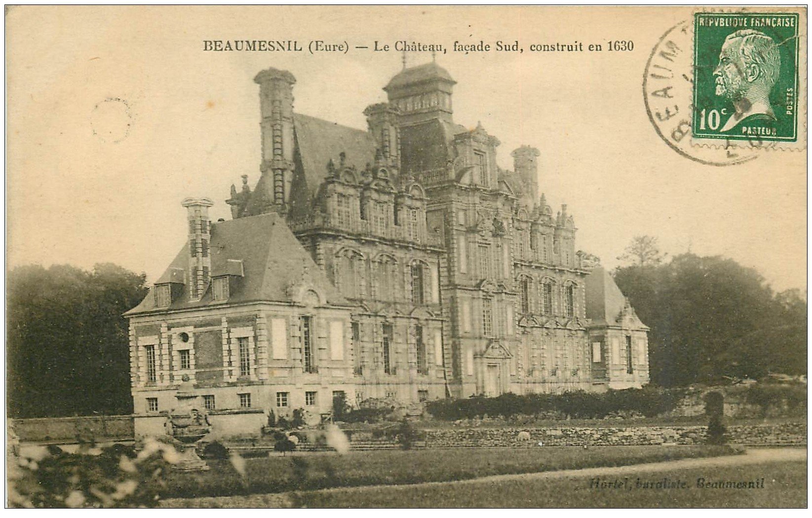carte postale ancienne 27 BEAUMESNIL. Le Château 1923