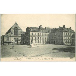 carte postale ancienne 27 BERNAY. Place Hôtel de Ville Hôtel