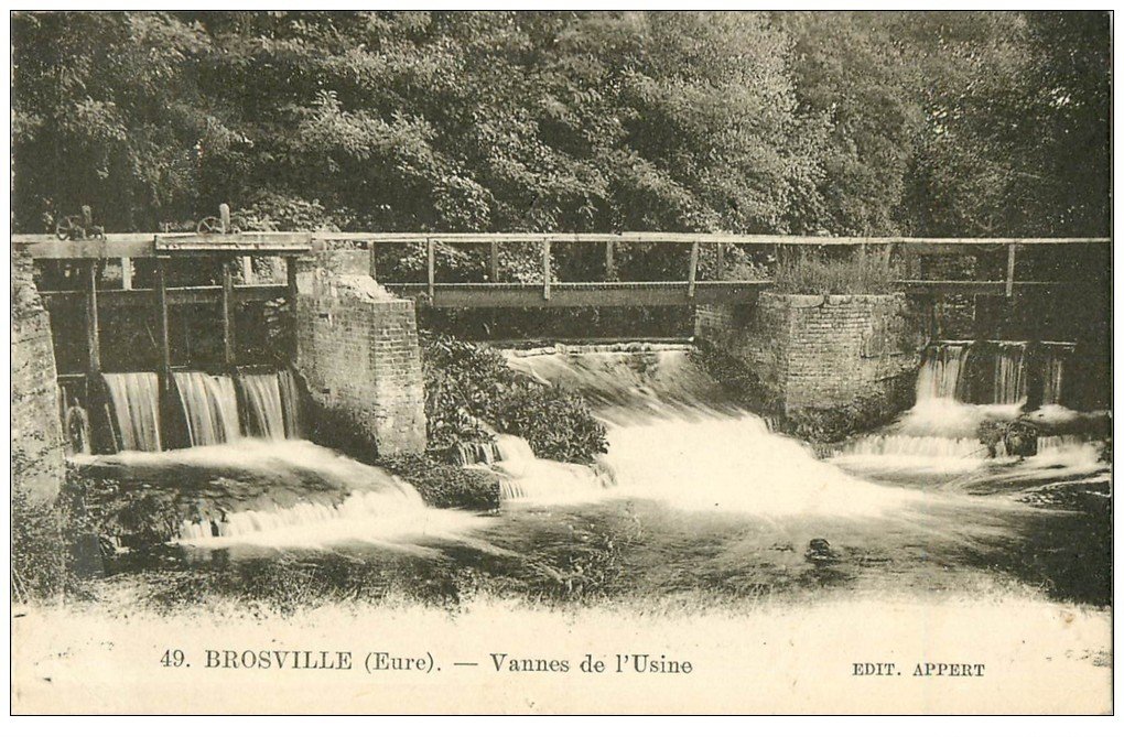 carte postale ancienne 27 BROSVILLE. Vannes de l'Usine