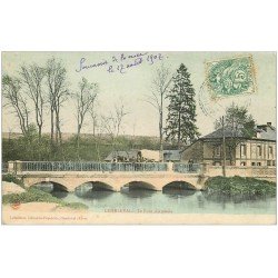 carte postale ancienne 27 CHARLEVAL. Attelage sur Pont d'Andelle 1907