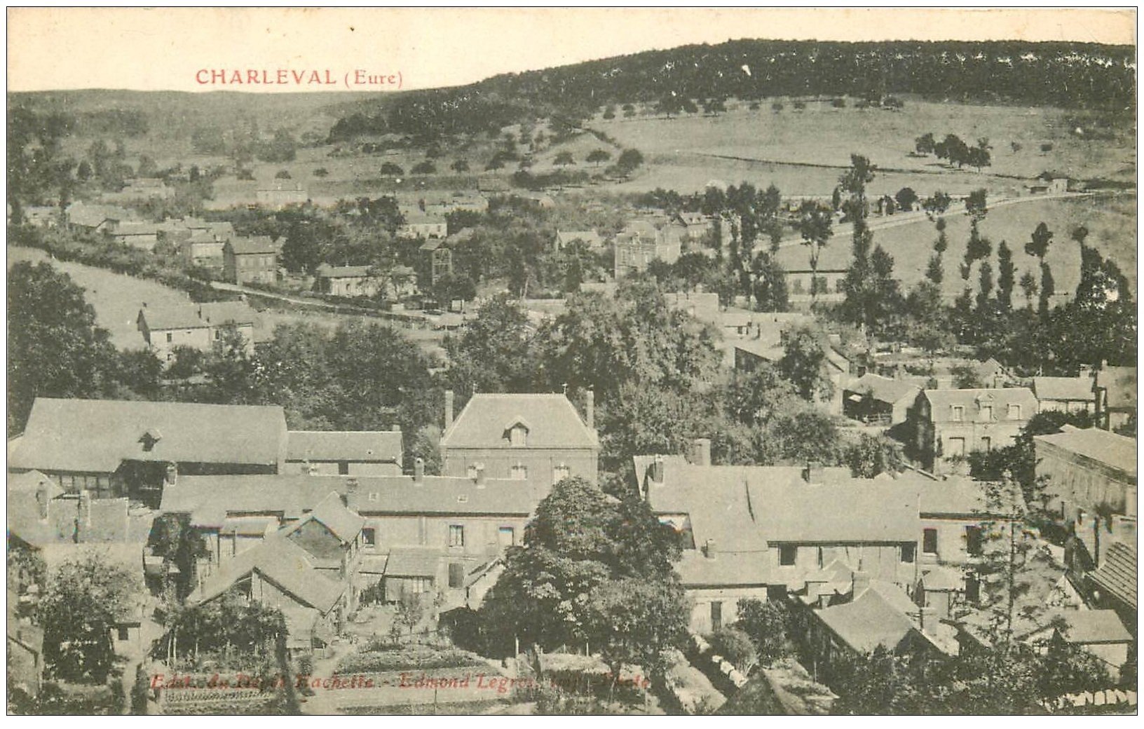 carte postale ancienne 27 CHARLEVAL. Carte molle.... 1915