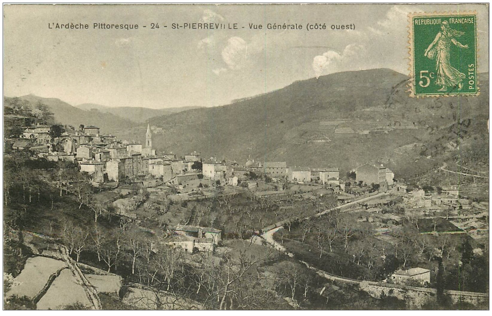 carte postale ancienne 07 SAINT-PIERREVILLE. Route du Village 1921