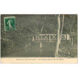 carte postale ancienne 27 CROISY. Pont rustique au Parc 1912