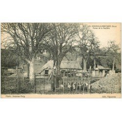 carte postale ancienne 27 ESCROVILLE-MONTAURE. Ferme de la Roulière 1925