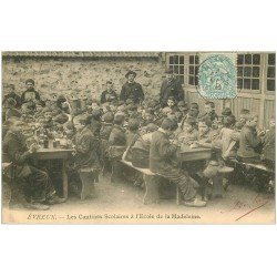 carte postale ancienne 27 EVREUX. Cantines Scolaires Ecole de la Madeleine 1905. Ecoliers à Drucourt