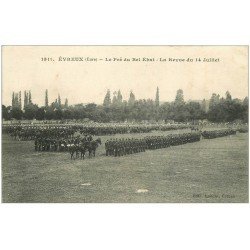 carte postale ancienne 27 EVREUX. Revue Militaire Pré du Bel-Ebat