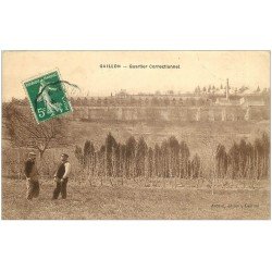 carte postale ancienne 27 GAILLON. Quartier Correctionnel 1912 animation