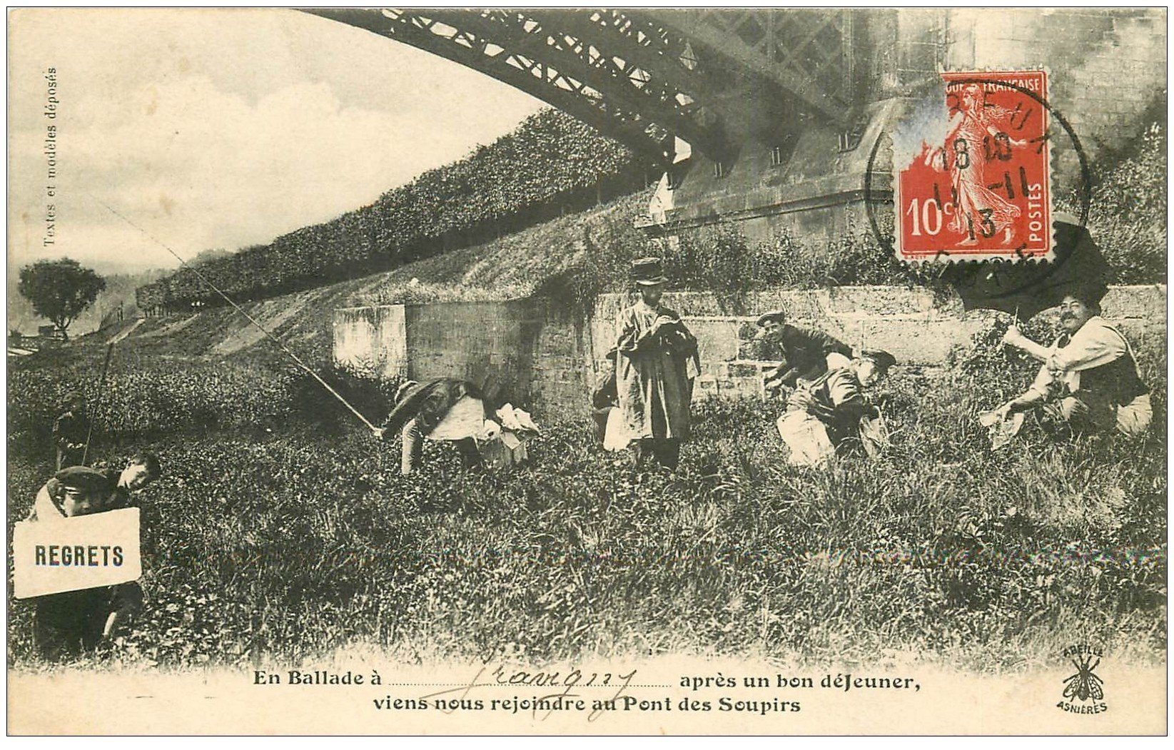 27 GRAVIGNY. Fêtards se soulageant sous le Pont des Soupirs 1913