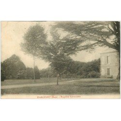 carte postale ancienne 27 HARCOURT. Propriété Letailleur avec Jardinier