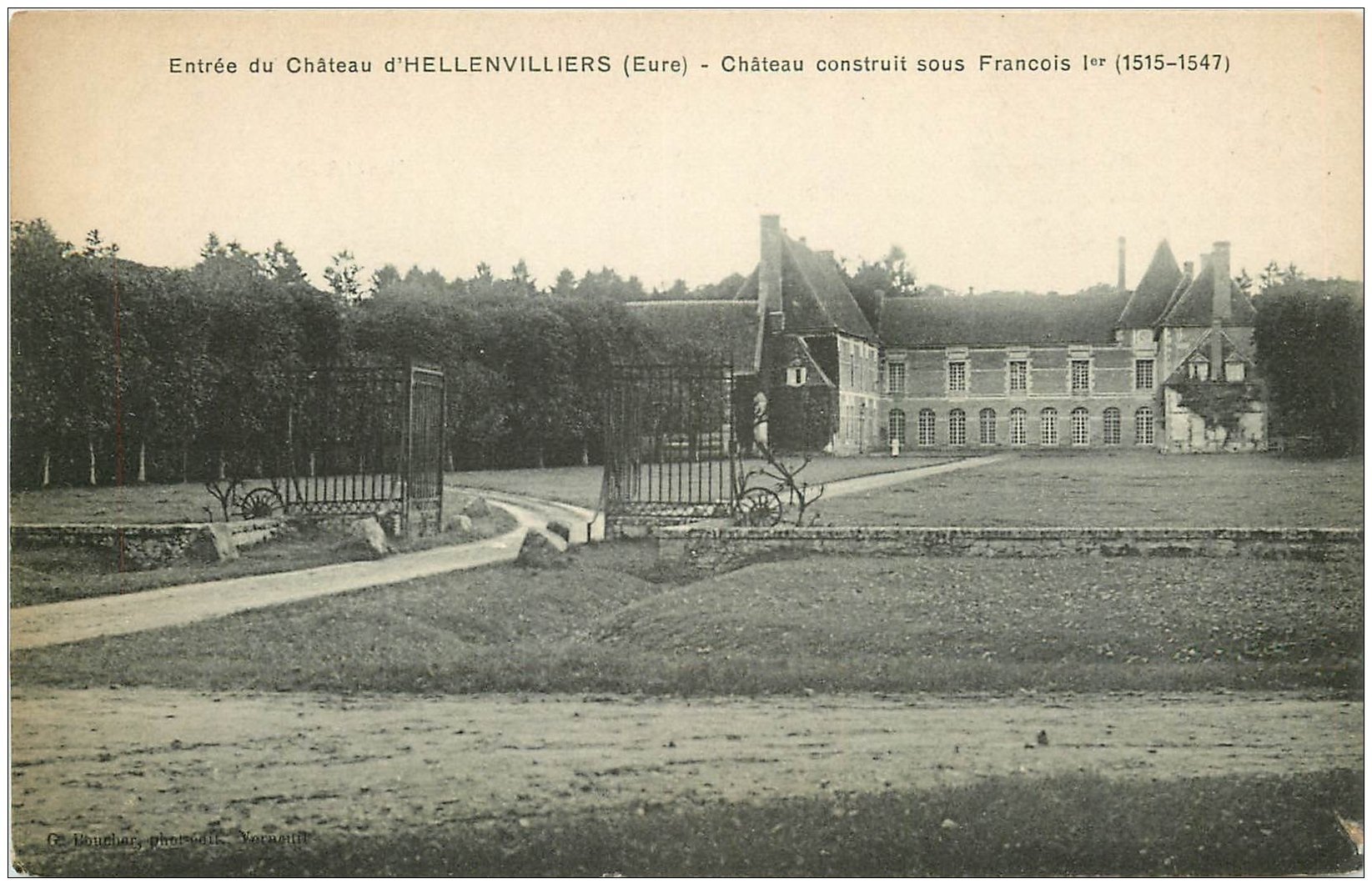 carte postale ancienne 27 HELLENVILLIERS. Château
