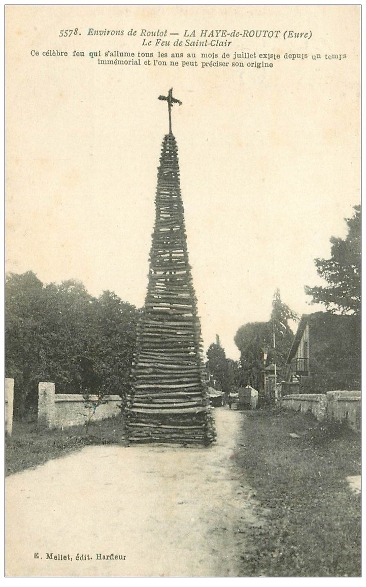 carte postale ancienne 27 LA HAYE-DE-ROUTROT. Feu de Saint-Clair 1919