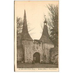 carte postale ancienne 27 LE BEC-HELLOUIN. Abbaye Porte Entrée