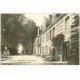 carte postale ancienne 27 LE CHATEAU D'HAUTONNE. Animation vers Bourg-Achard